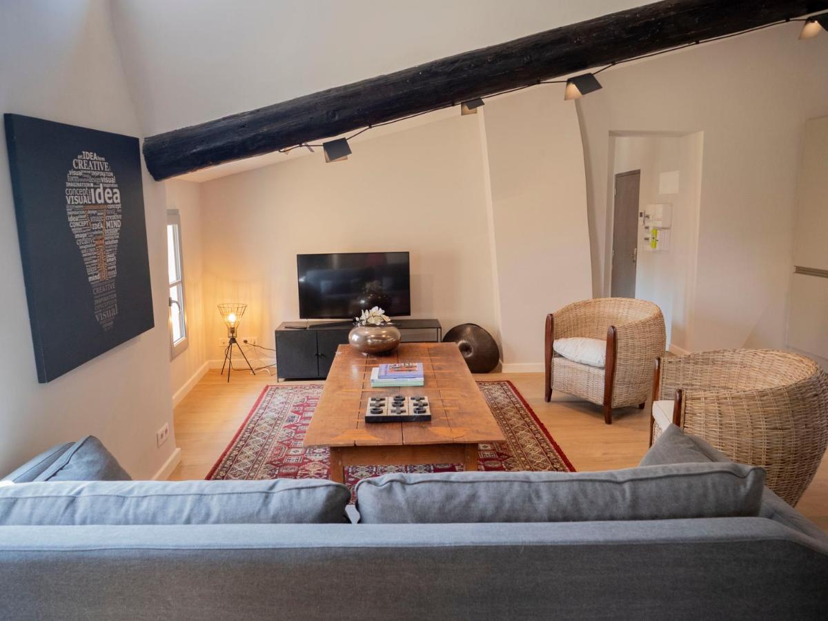 Cozy Nest In The Center Of Isle Sur La Sorgue For 4 People Apartment ลีล-ซูร์-ลา-ซอร์ก ภายนอก รูปภาพ