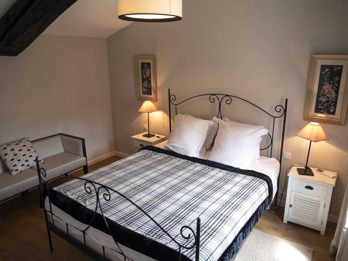 Cozy Nest In The Center Of Isle Sur La Sorgue For 4 People Apartment ลีล-ซูร์-ลา-ซอร์ก ภายนอก รูปภาพ