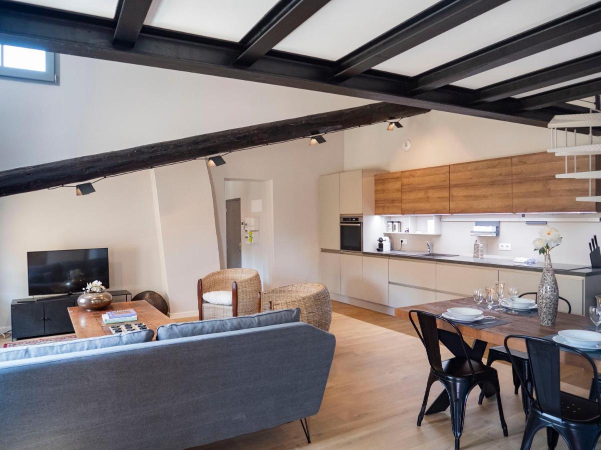 Cozy Nest In The Center Of Isle Sur La Sorgue For 4 People Apartment ลีล-ซูร์-ลา-ซอร์ก ภายนอก รูปภาพ