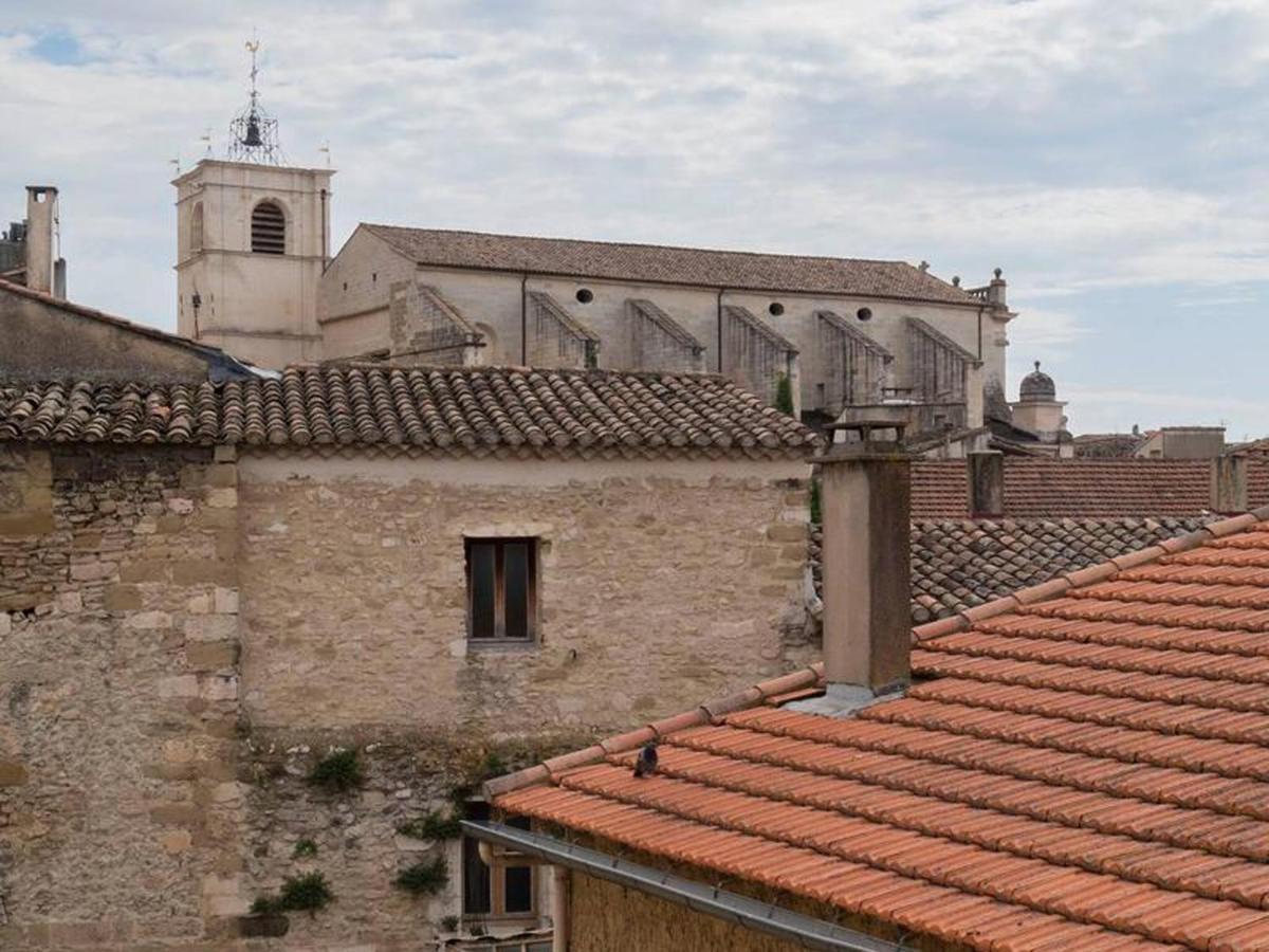 Cozy Nest In The Center Of Isle Sur La Sorgue For 4 People Apartment ลีล-ซูร์-ลา-ซอร์ก ภายนอก รูปภาพ