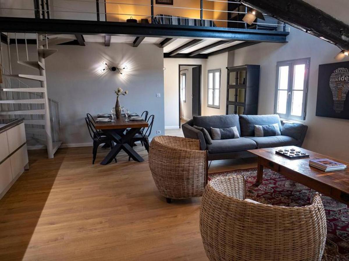Cozy Nest In The Center Of Isle Sur La Sorgue For 4 People Apartment ลีล-ซูร์-ลา-ซอร์ก ภายนอก รูปภาพ